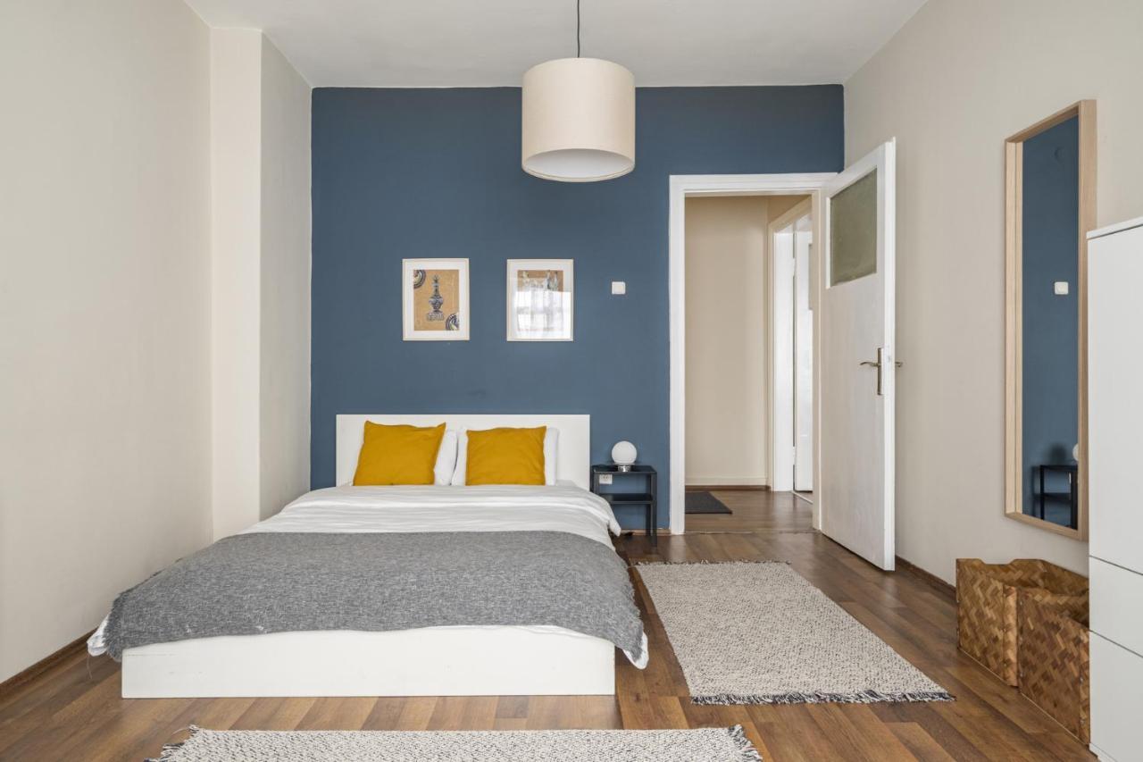 Modern Flat Near Popular Attractions In Beyoglu Apartment Истанбул Екстериор снимка